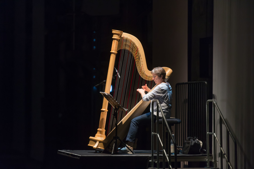 Generalprobe zum Raummusikkonzert "Réponse" des in diesem Jahr verstorbenen Komponisten Pierre Boulez mit dem Ensemble Inter Contemporain und den Klangregisseuren von IRCAM unter der Leitung von Matthias Pintscher in der Kraftzentrale im Landschaftspark Nord in Duisburg am Freitag, 16. September 2016 im Rahmen der Ruhrtriennale 2016 unter der künstlerischen Leitung der Ruhrtriennale 2015-2017  von Johan Simons